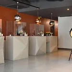 スター エアポート 3*
